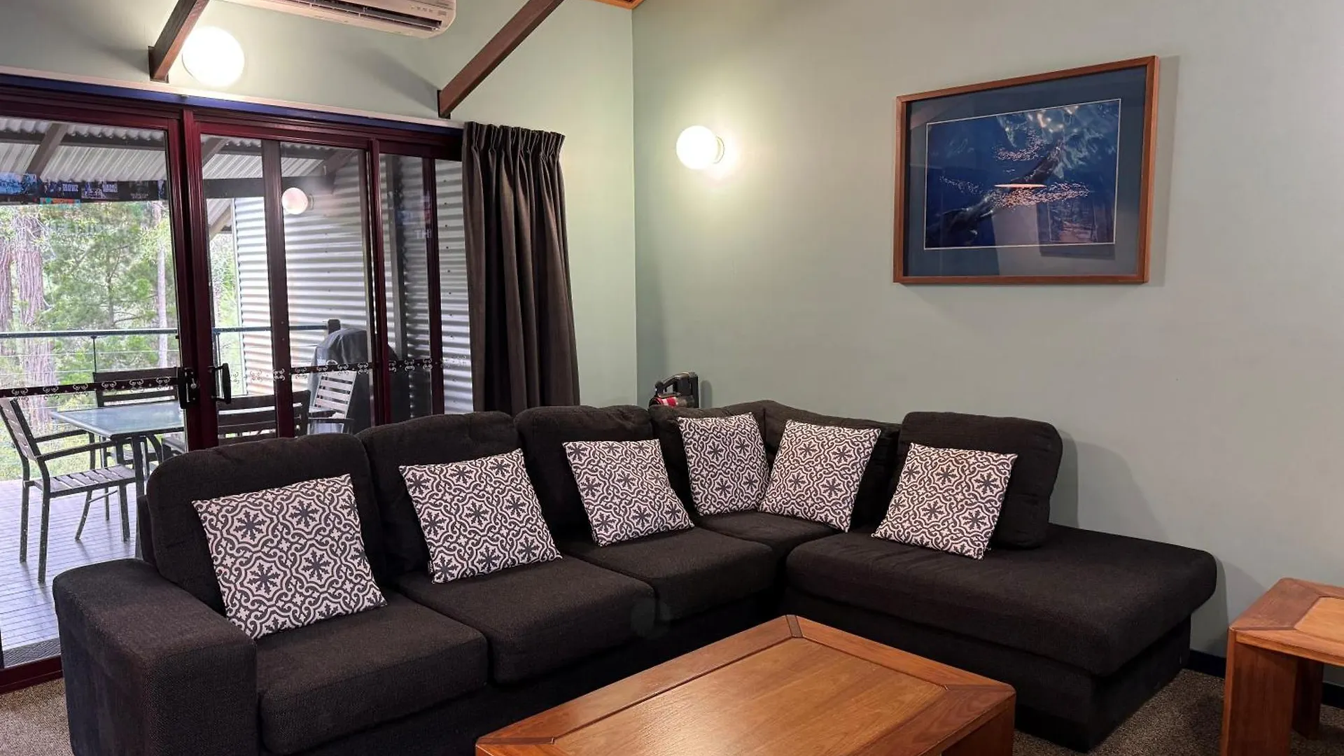 702 Retro Cooloola Villa, Kingfisher Bay K'Gari Villa